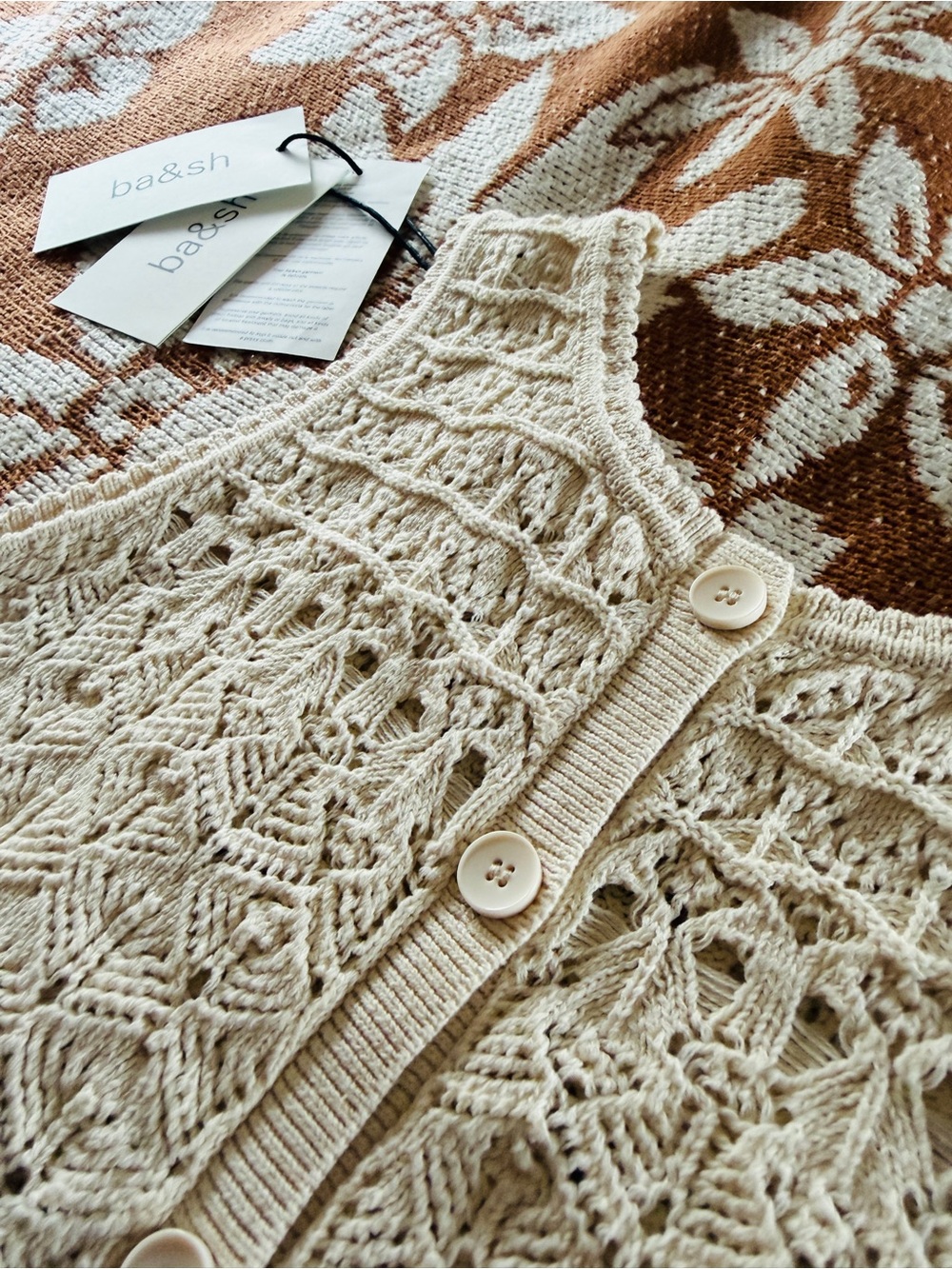 Organic Cotton ✨Crochet Button-Back ✨Crop Tank Top in Cream✨ - Picture 8 of 15
